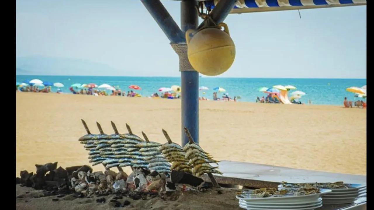 Mi Capricho A12 - Luxury Beachfront Apartment- Costa Del Sol Sitio de Calahonda